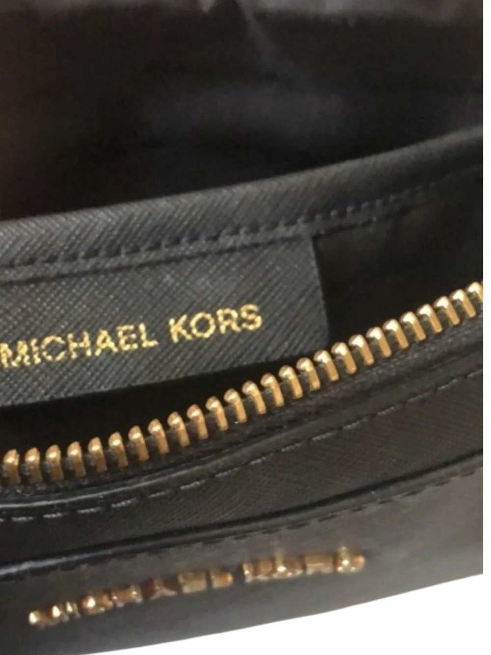 MICHAEL KORS EUC Black Jet Set Saffiano Crossbody Bag - Picture 13 of 16
